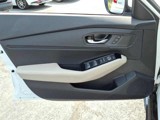 Used 2024 Honda Accord Touring image 11