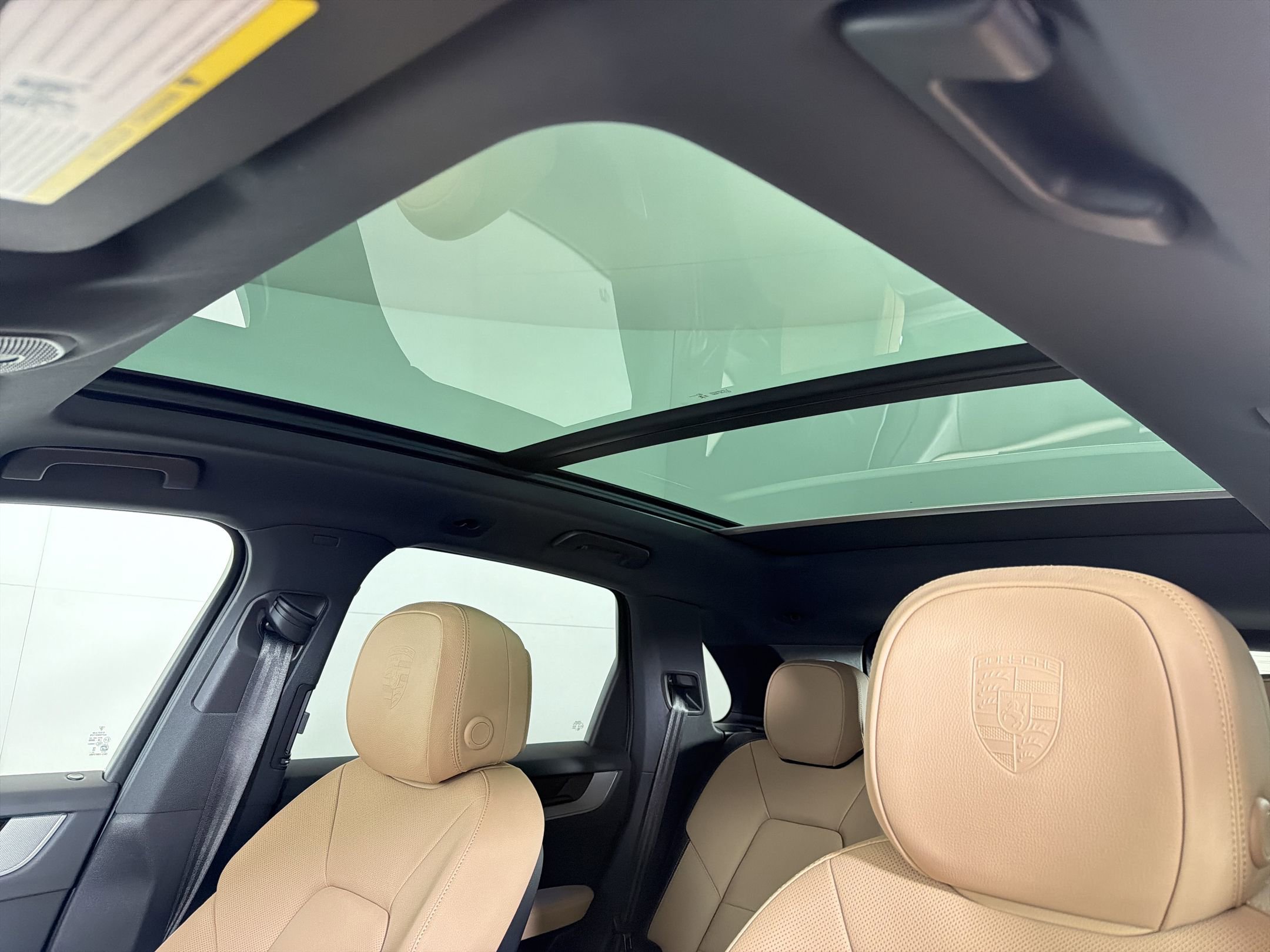 New 2026 Porsche Cayenne image 19