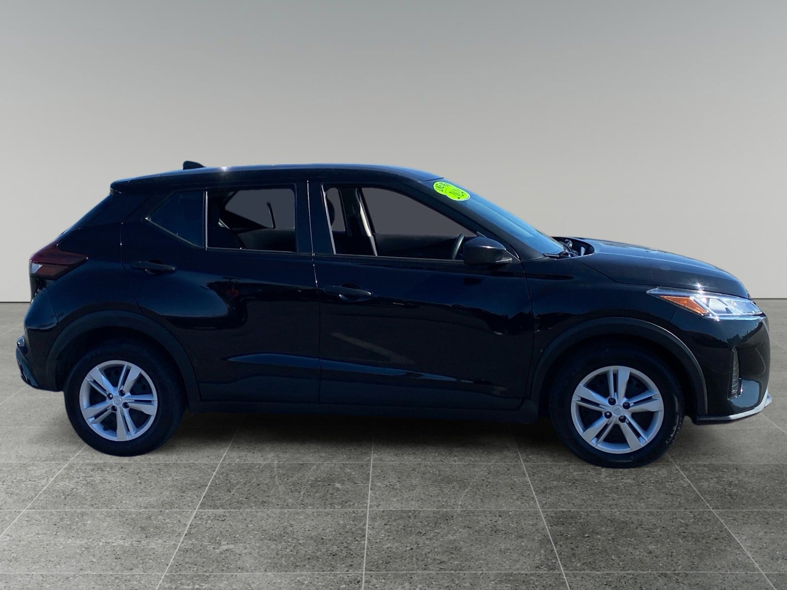 Used 2024 Nissan Kicks S FWD image 6