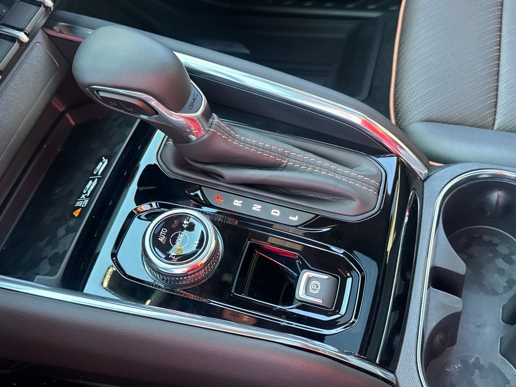New 2026 GMC Canyon AT4 w/ Technology Plus Package AWD/4WD image 21