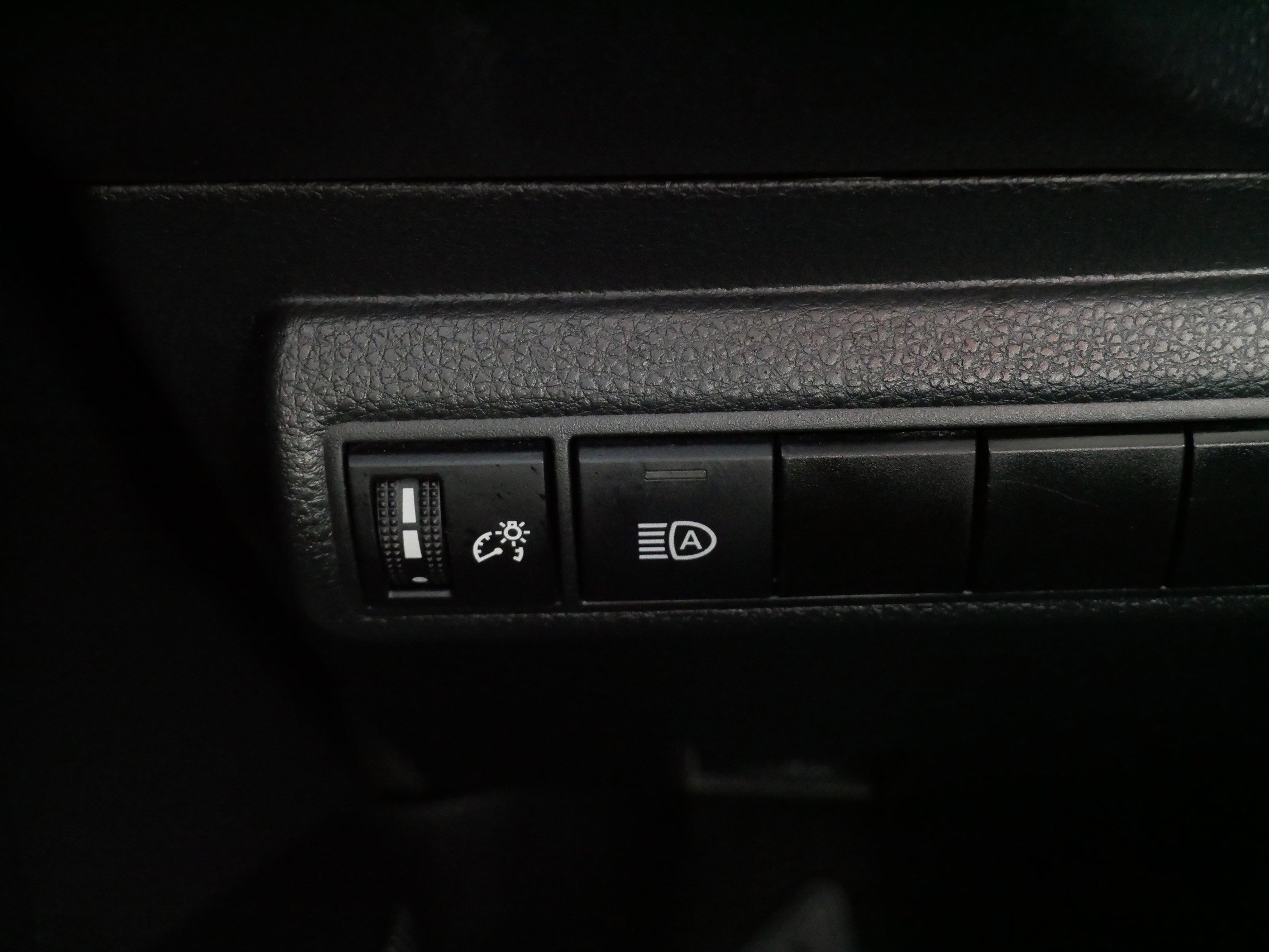 Certified 2024 Toyota Corolla LE FWD image 27