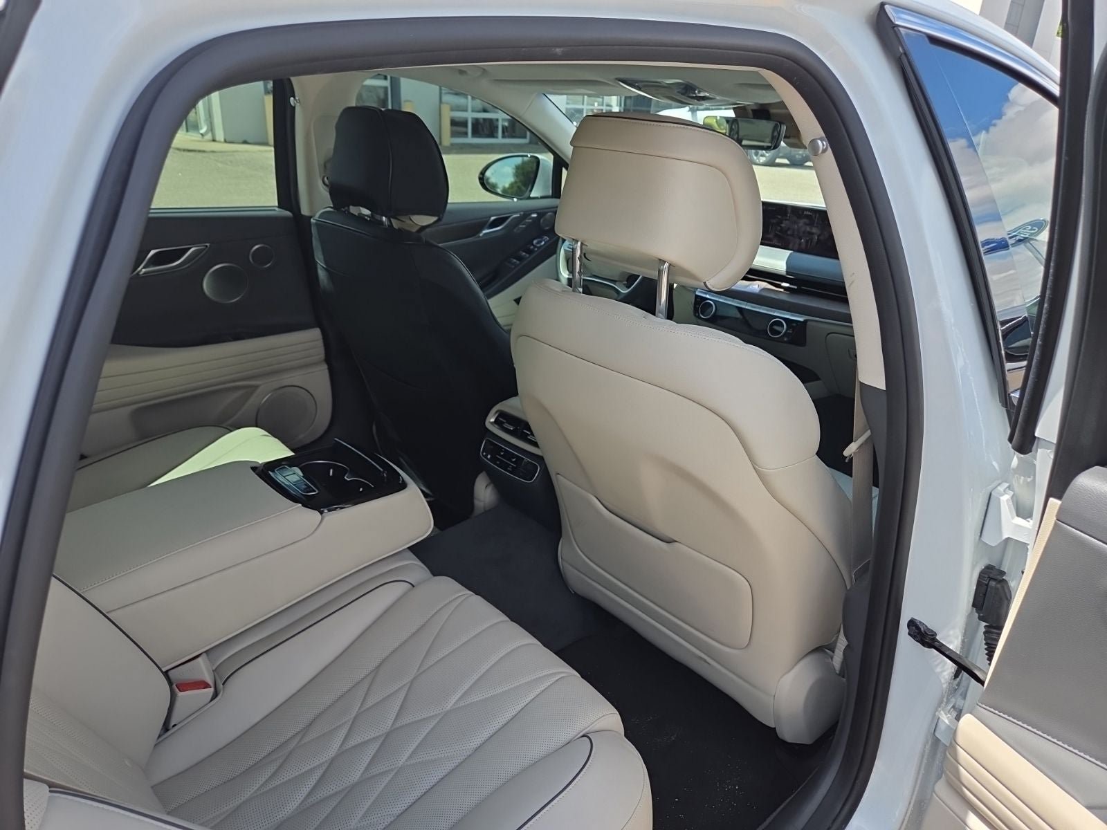 Used 2021 Genesis G80 3.5T AWD/4WD image 16