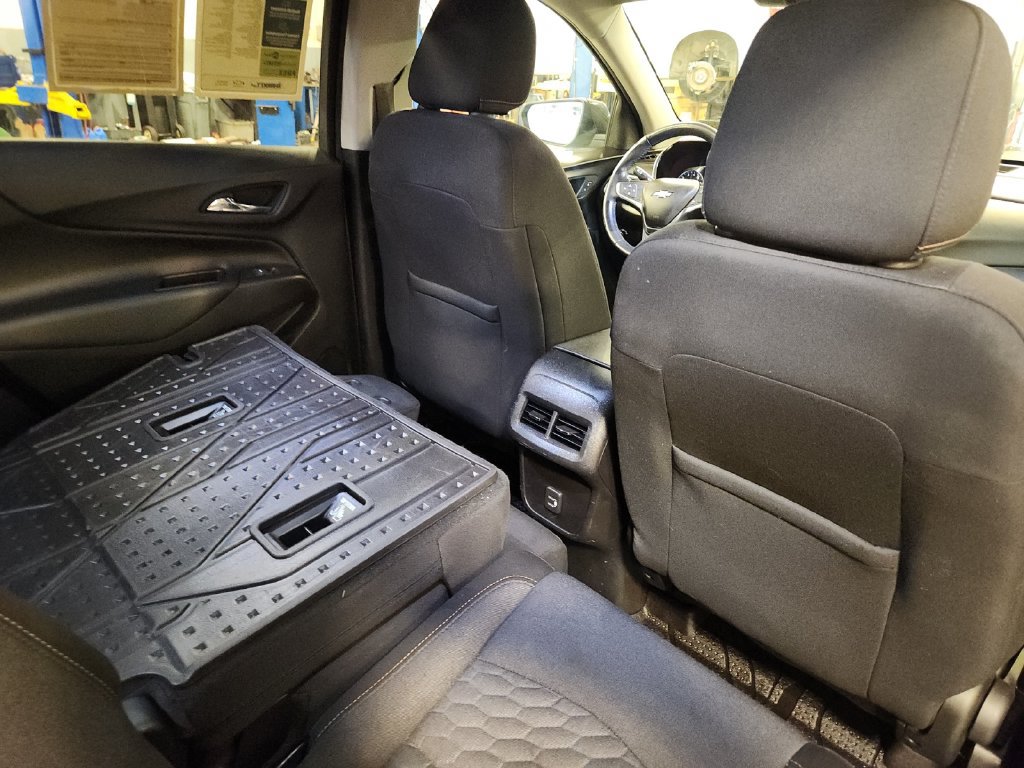 Used 2019 Chevrolet Equinox LT AWD/4WD image 38