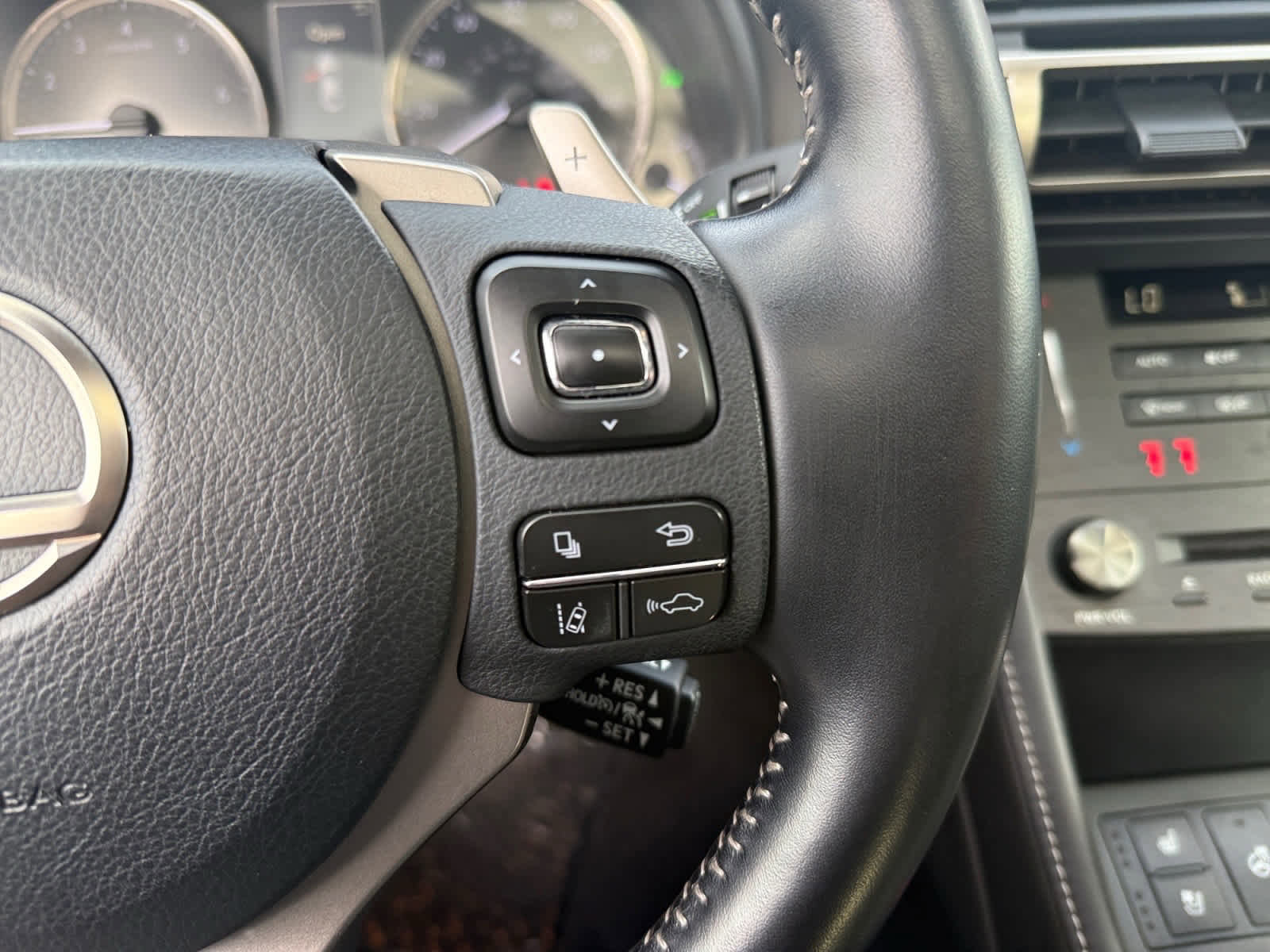 Used 2020 Lexus RC 300 AWD w/ Premium Package image 22