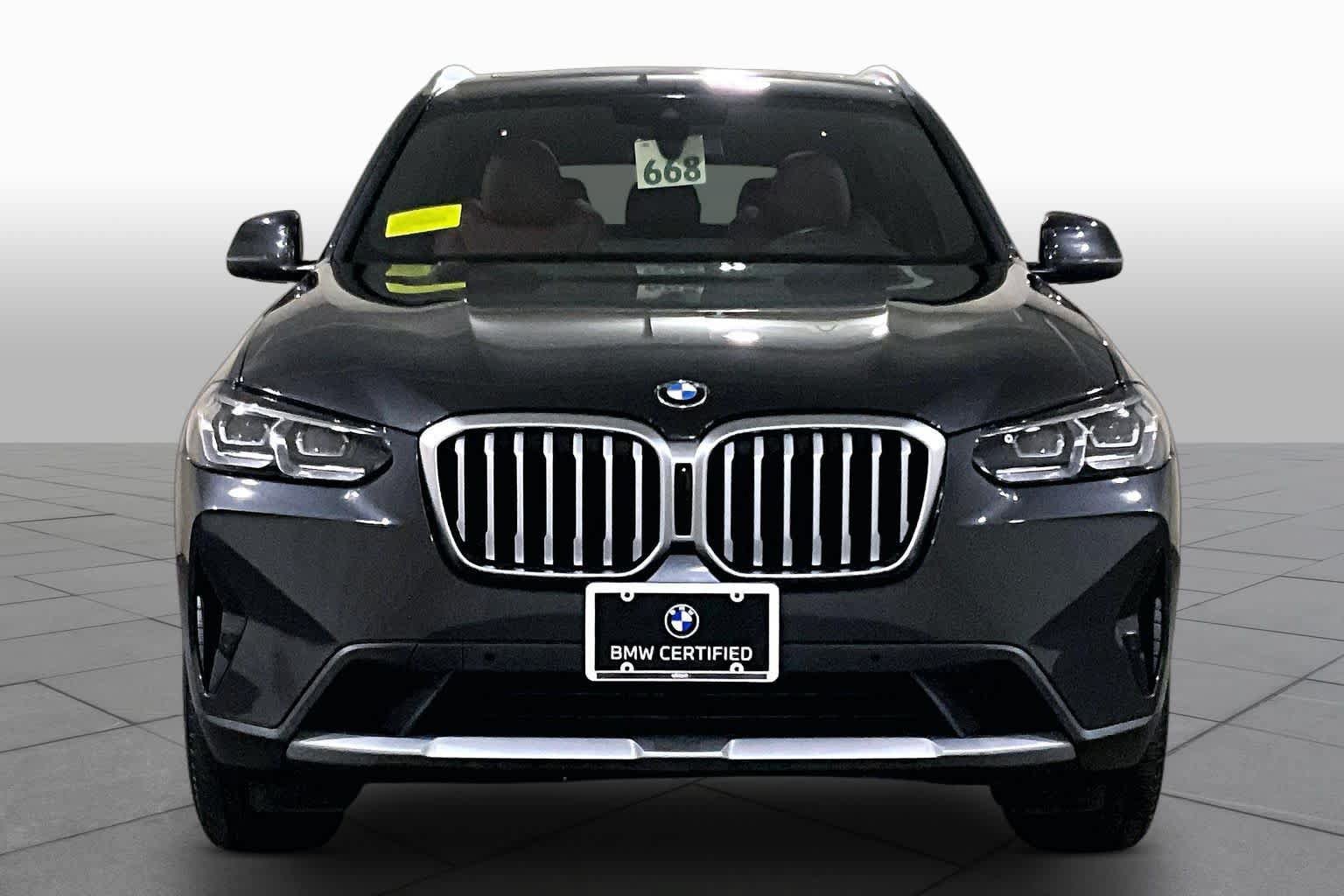 Used 2024 BMW X3 xDrive30i w/ Premium Package AWD/4WD image 3
