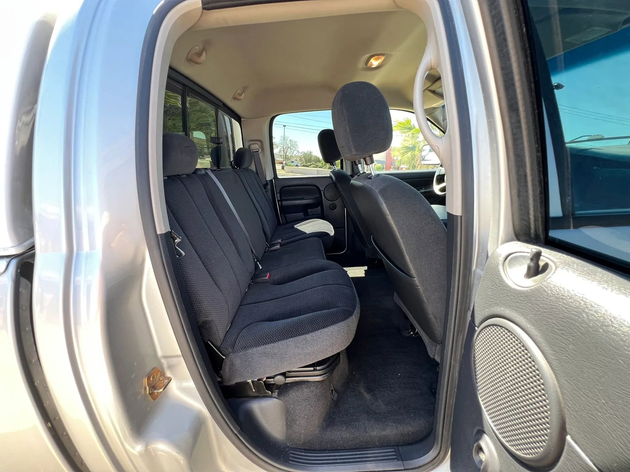 Used 2004 Dodge Ram 3500 Truck SLT w/ Trailer Tow Group AWD/4WD image 26