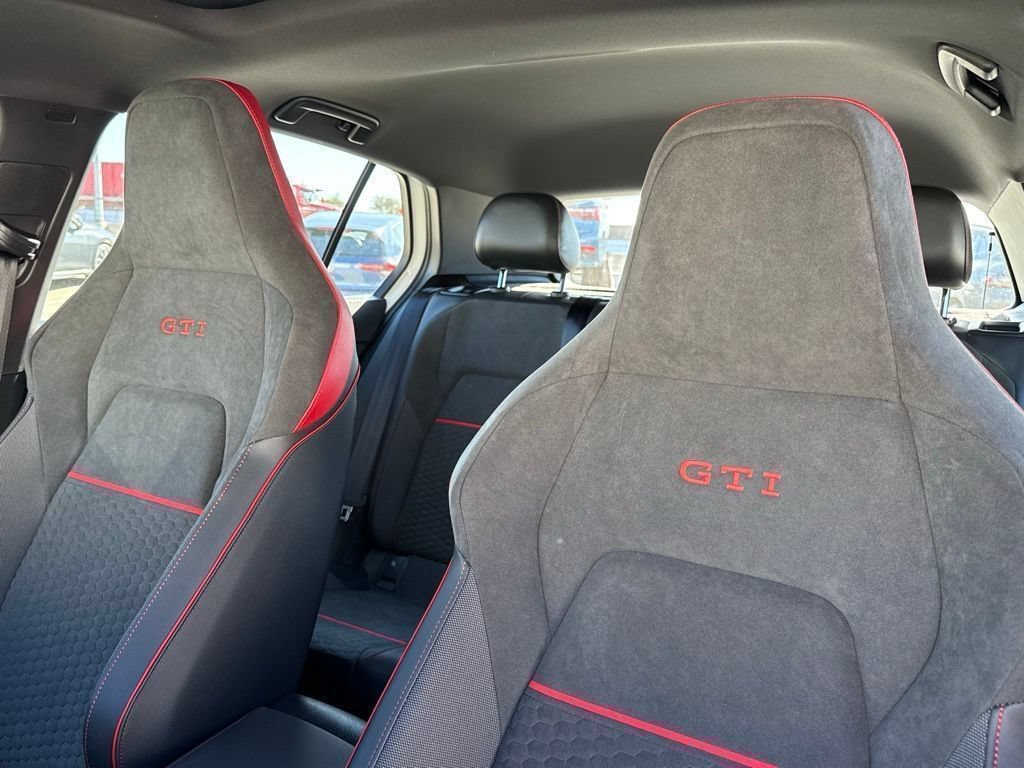 New 2026 Volkswagen GTI SE FWD image 13