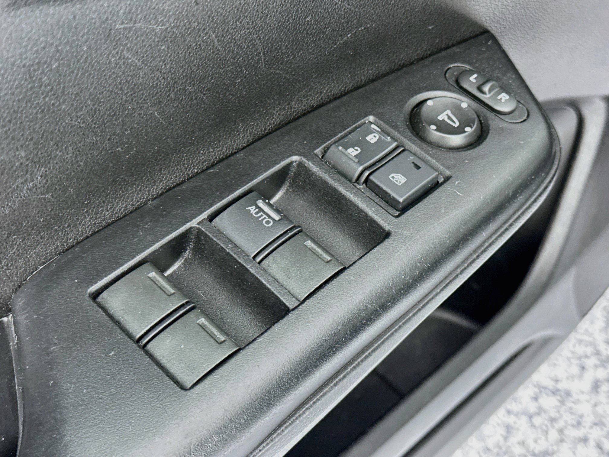 Used 2015 Honda Civic LX image 17