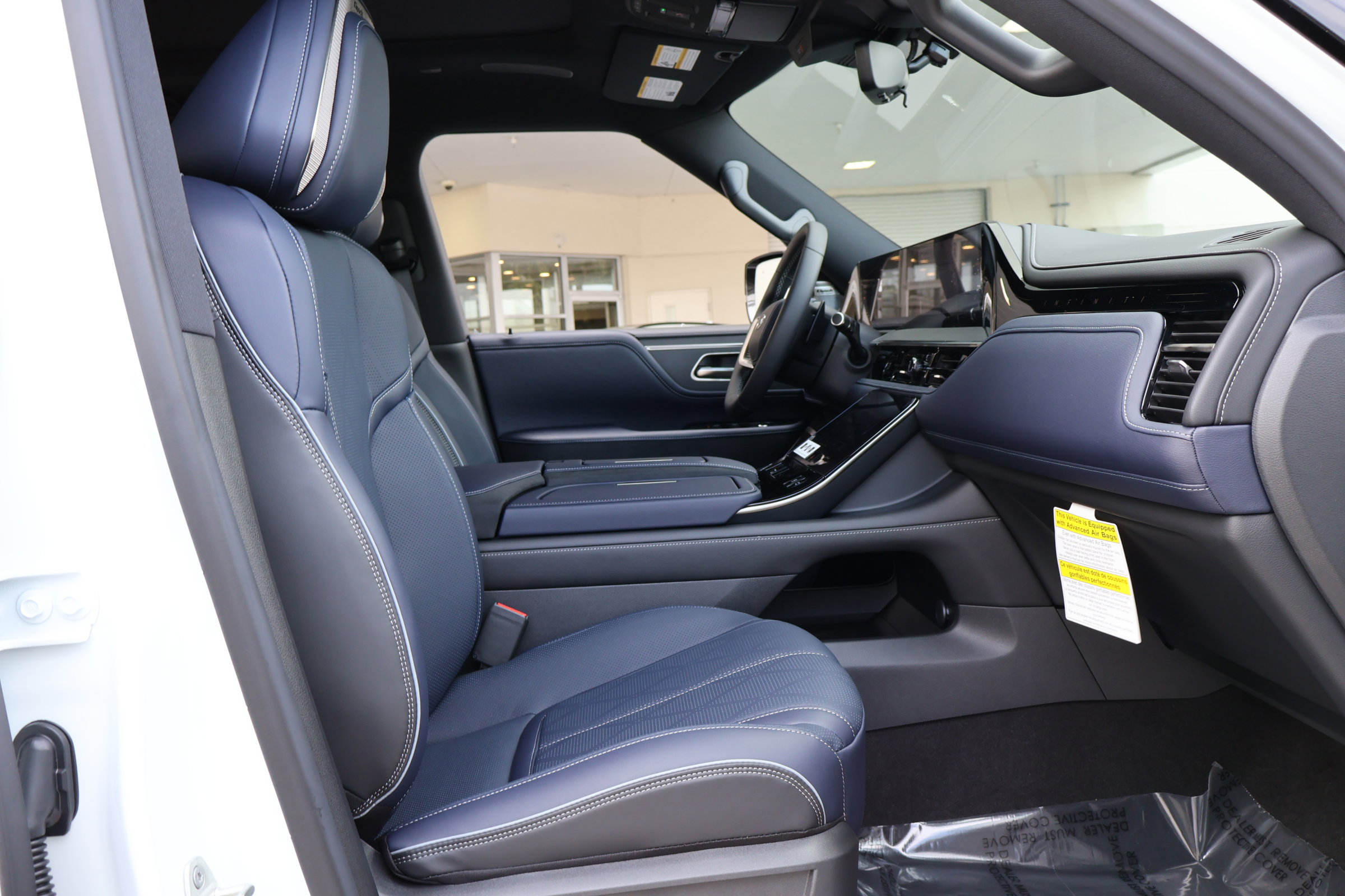 New 2026 INFINITI QX80 4WD image 24