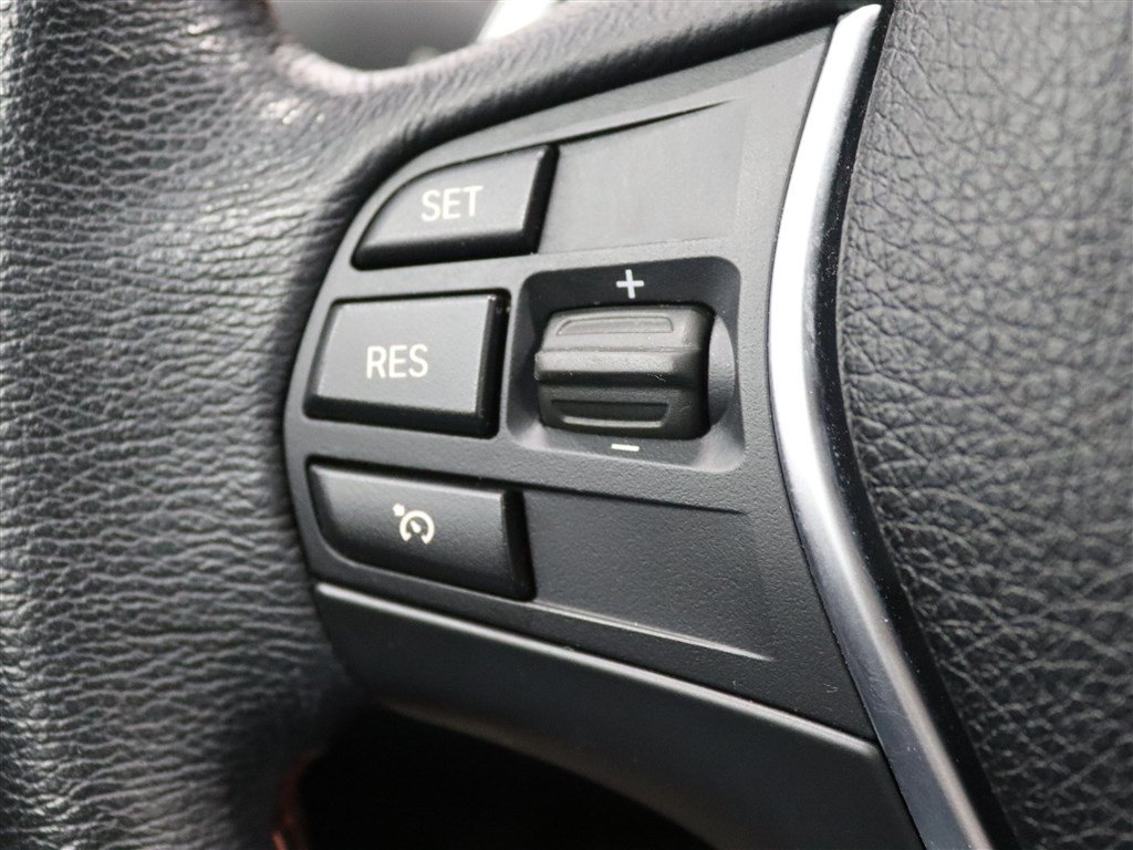 Used 2017 BMW 230i xDrive Coupe AWD/4WD image 38