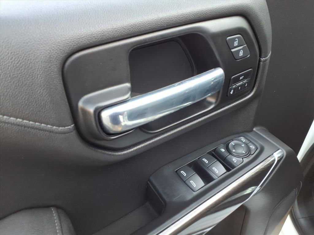 Used 2021 Chevrolet Silverado 1500 LTZ w/ Safety Package II AWD/4WD image 19