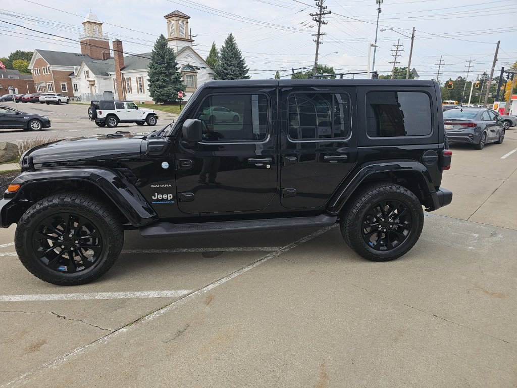 Certified 2023 Jeep Wrangler Unlimited Sahara w/ Cold Weather Group AWD/4WD image 12