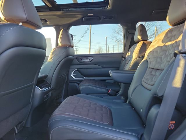 New 2026 Nissan Armada Platinum Reserve image 17