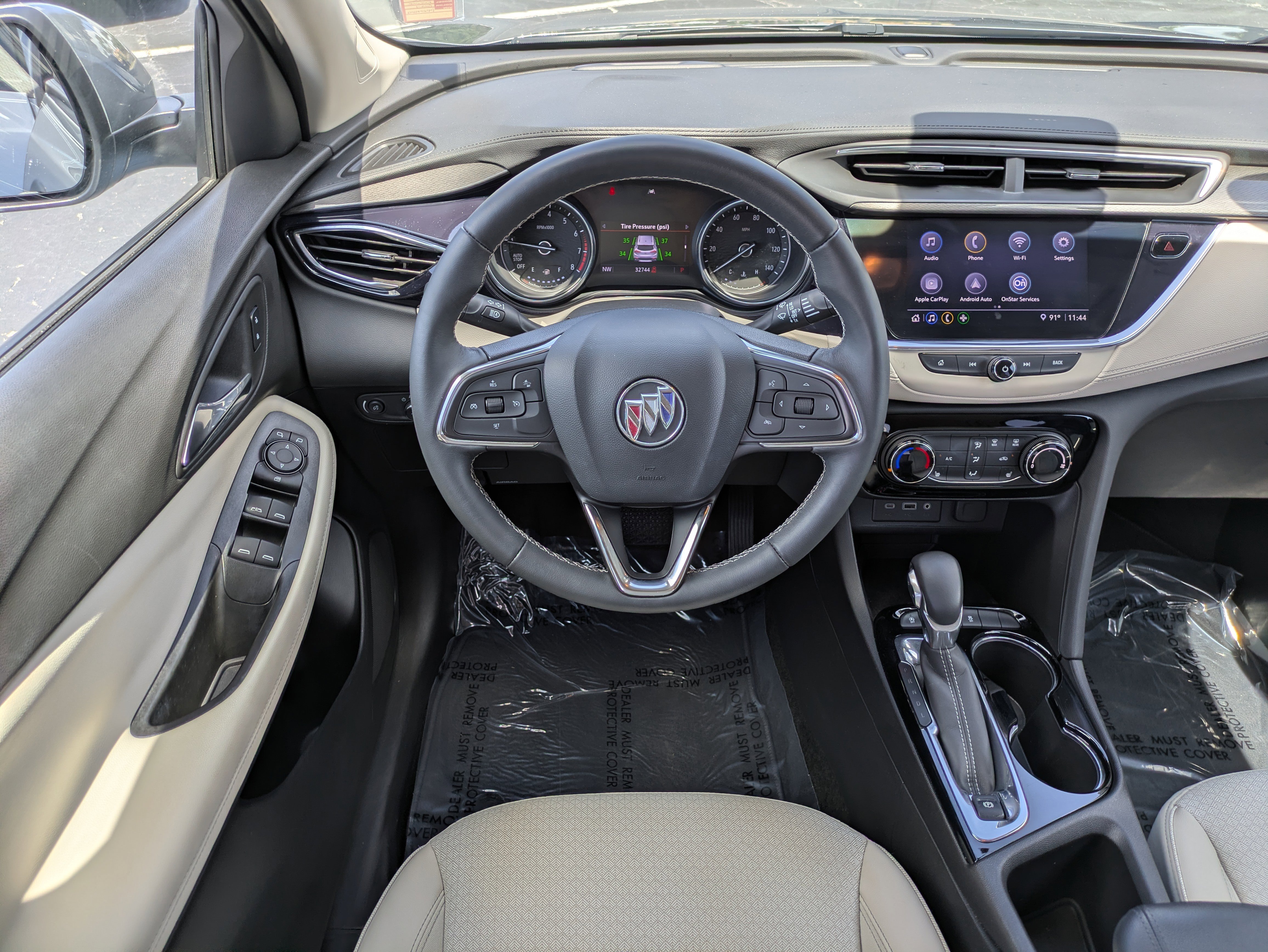 Used 2023 Buick Encore GX Preferred w/ Cold Weather Comfort Package FWD image 13