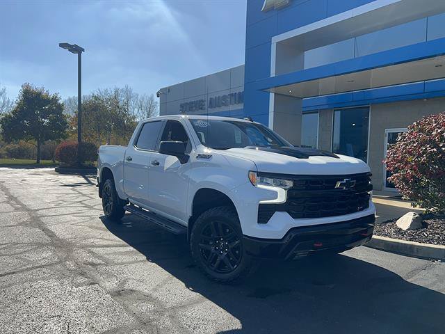 Used 2024 Chevrolet Silverado 1500 LT Trail Boss w/ Convenience Package II AWD/4WD image 1