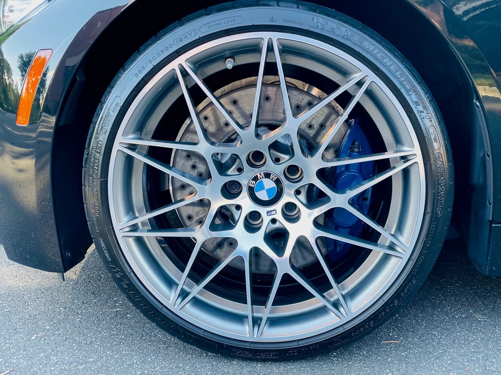Used 2019 BMW M4 Coupe w/ Competition Package RWD image 19