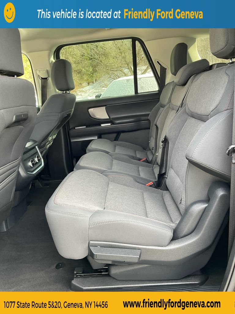 Used 2025 Ford Expedition Max Active AWD/4WD image 44