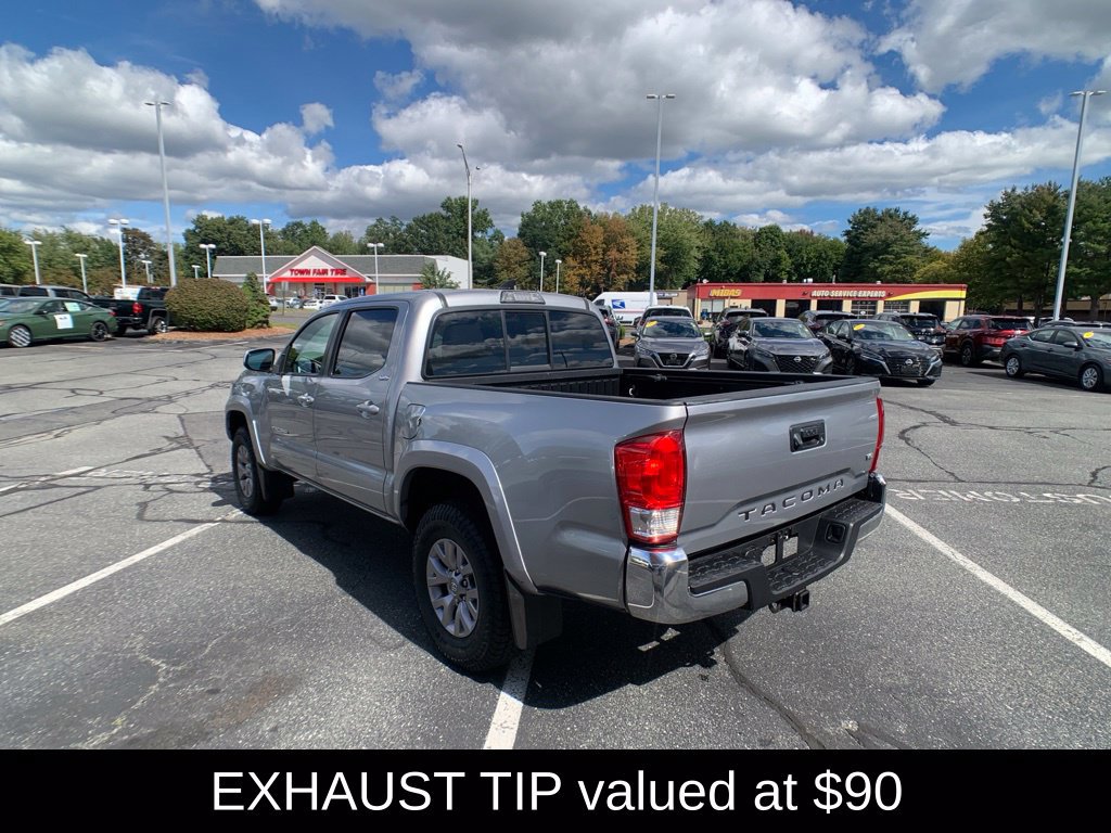 Used 2017 Toyota Tacoma SR5 w/ Tow Package AWD/4WD image 6