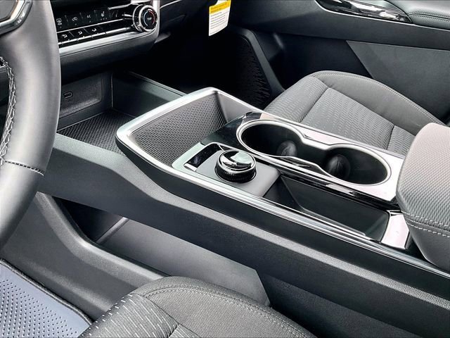 New 2026 Chevrolet Equinox LT FWD image 13