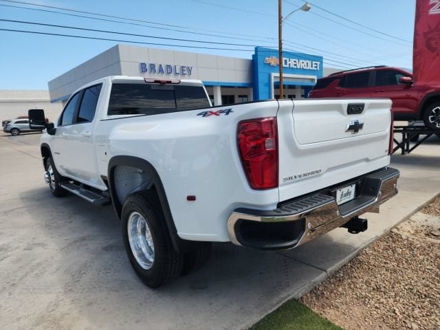 New 2026 Chevrolet Silverado 3500 LT w/ All Star Edition AWD/4WD image 6