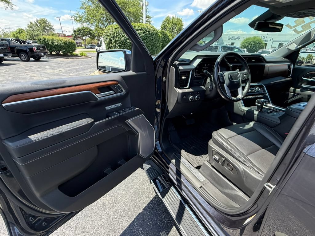 Used 2022 GMC Sierra 1500 Denali AWD/4WD image 23