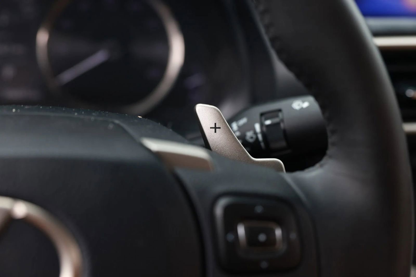 Used 2017 Lexus IS 200t RWD image 29