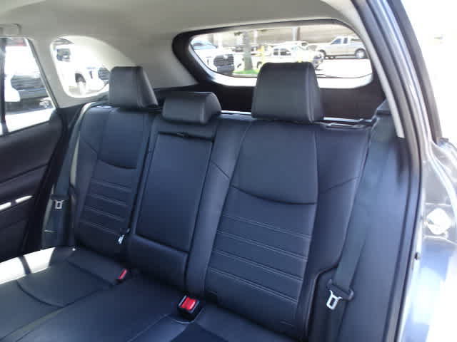 Used 2023 Toyota RAV4 XLE Premium AWD/4WD image 19
