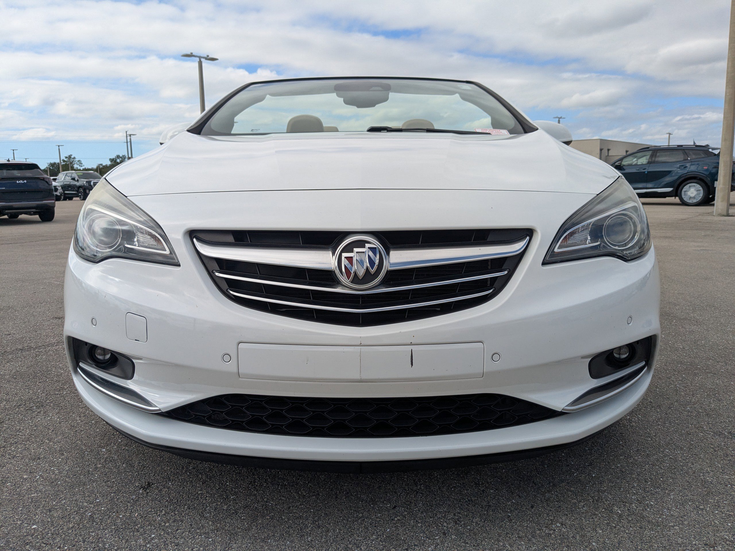 Used 2018 Buick Cascada Premium image 3