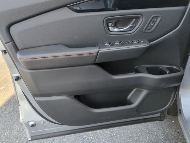 New 2026 Honda Pilot TrailSport image 11