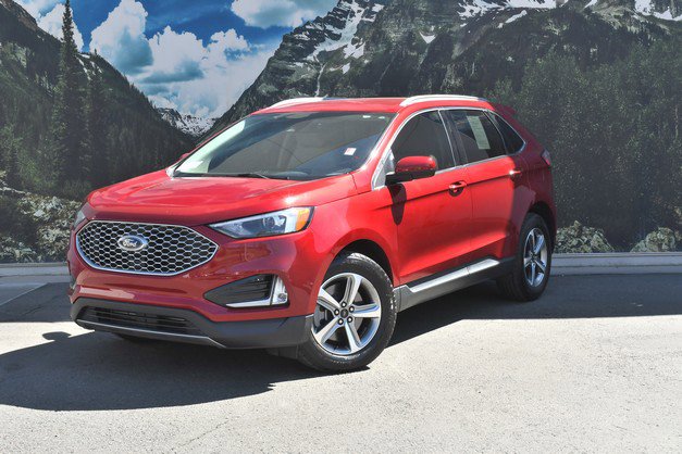 Used 2024 Ford Edge SEL w/ Convenience Package image 6
