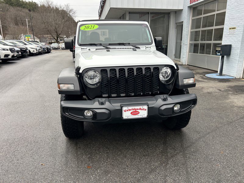 Used 2021 Jeep Gladiator Sport image 3