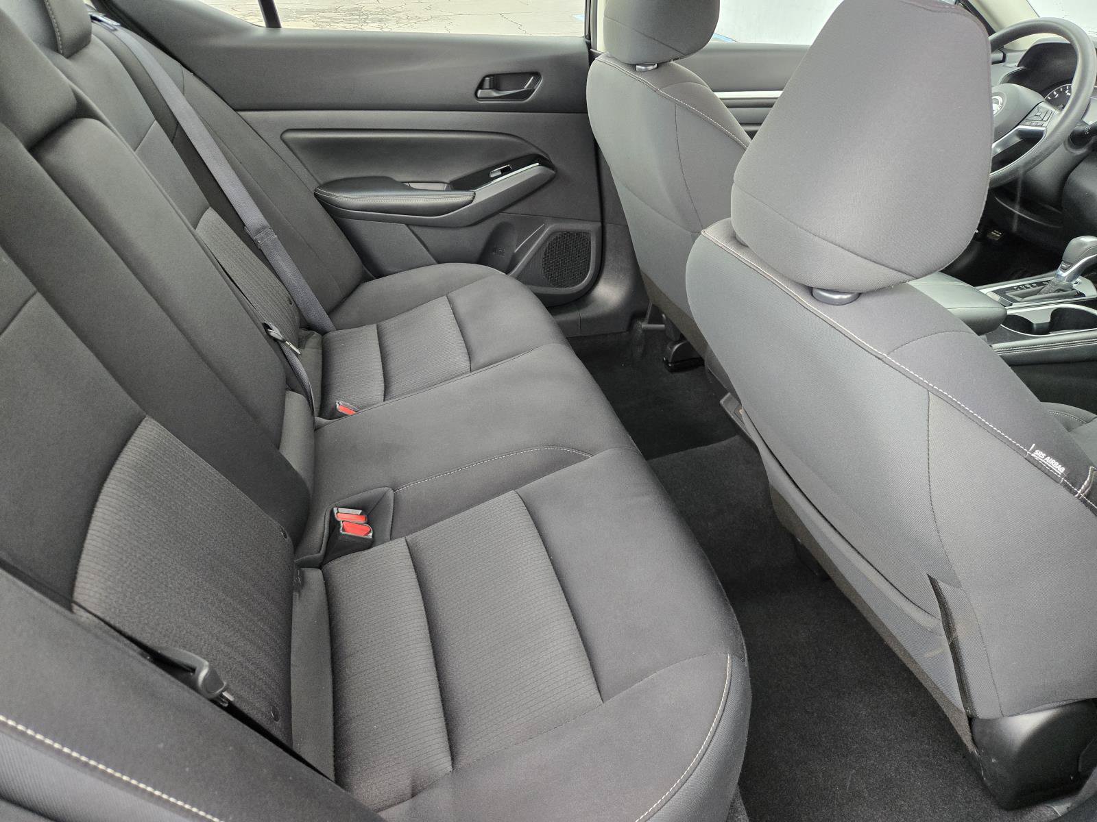 Used 2023 Nissan Altima 2.5 SV FWD image 30