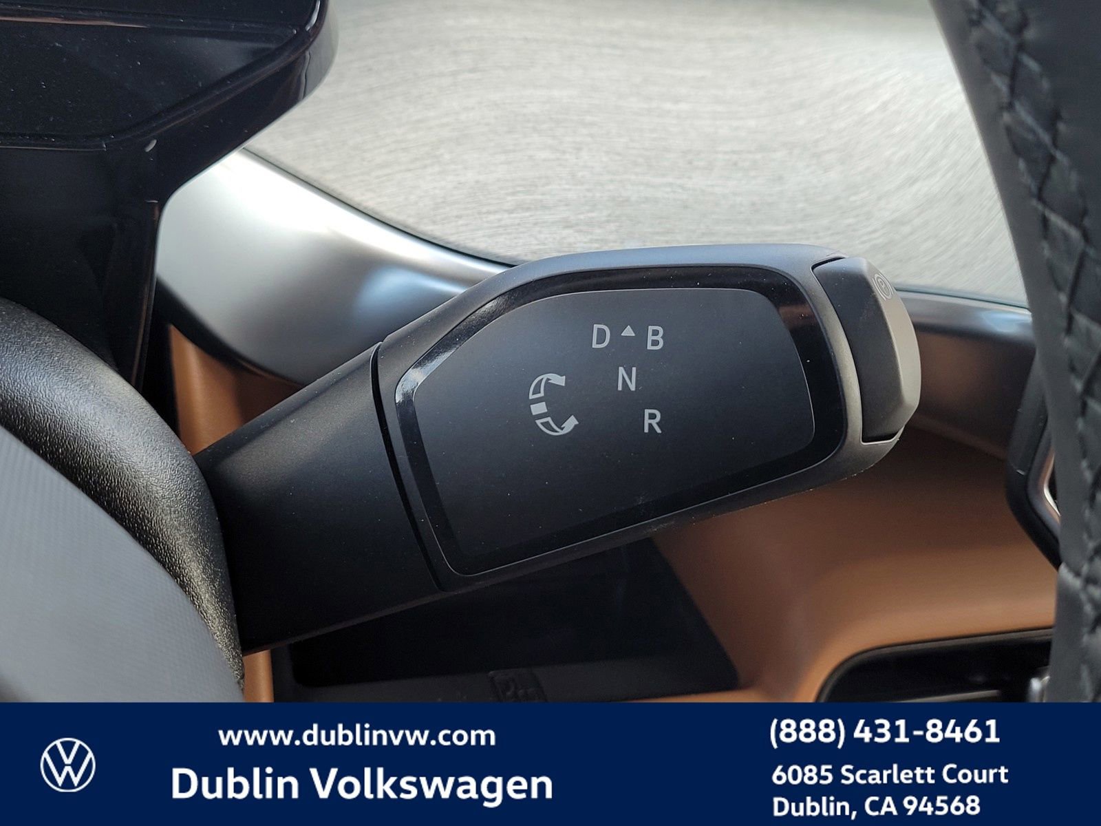 New 2025 Volkswagen ID. Buzz Pro S image 17