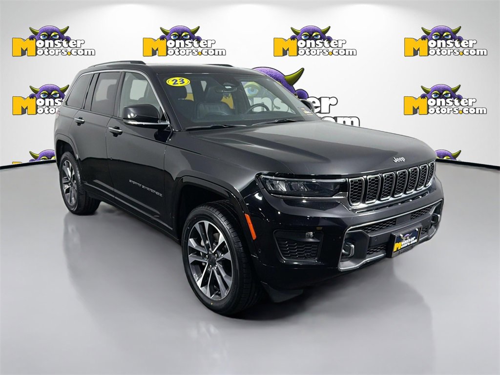Used 2023 Jeep Grand Cherokee Overland image 3