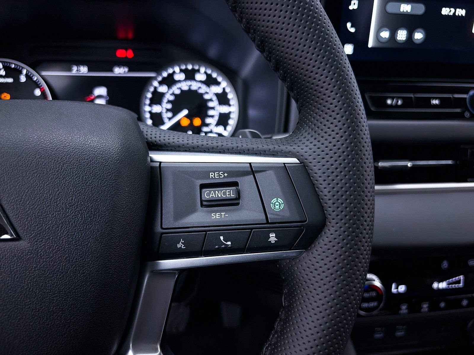 New 2026 Mitsubishi Outlander Trail Edition image 24