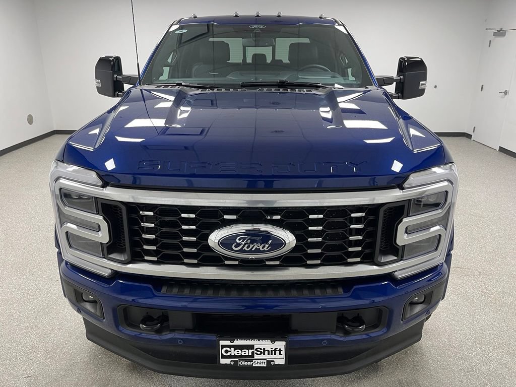 Used 2026 Ford F450 Platinum AWD/4WD image 3