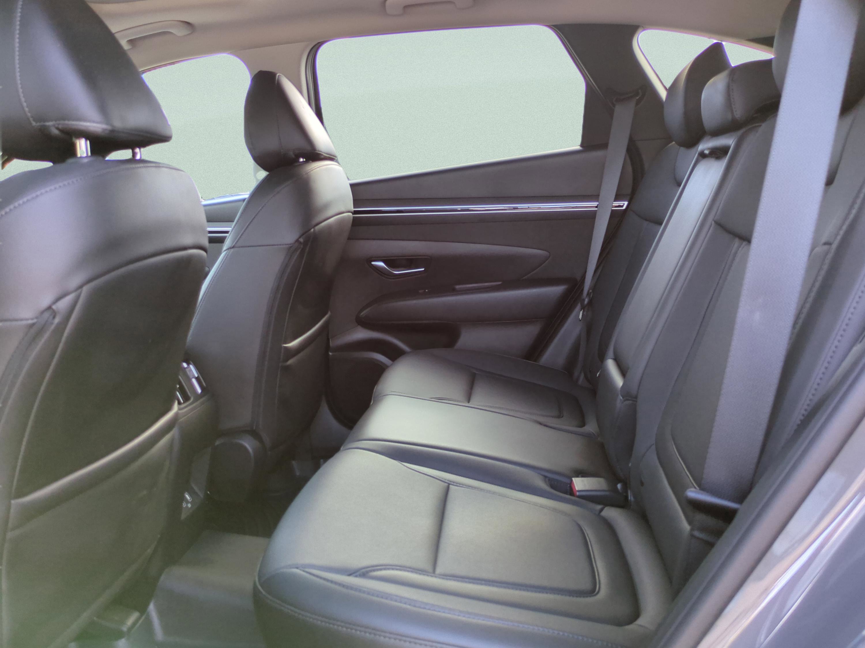 Certified 2024 Hyundai Tucson SEL w/ Convenience Package image 17