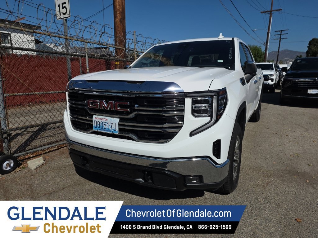 Certified 2025 GMC Sierra 1500 SLT AWD/4WD image 1