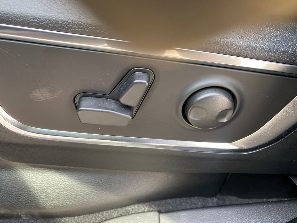 New 2026 RAM 1500 Laramie w/ Night Edition image 32