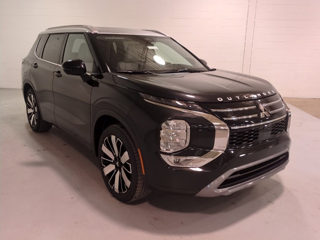 New 2025 Mitsubishi Outlander SEL