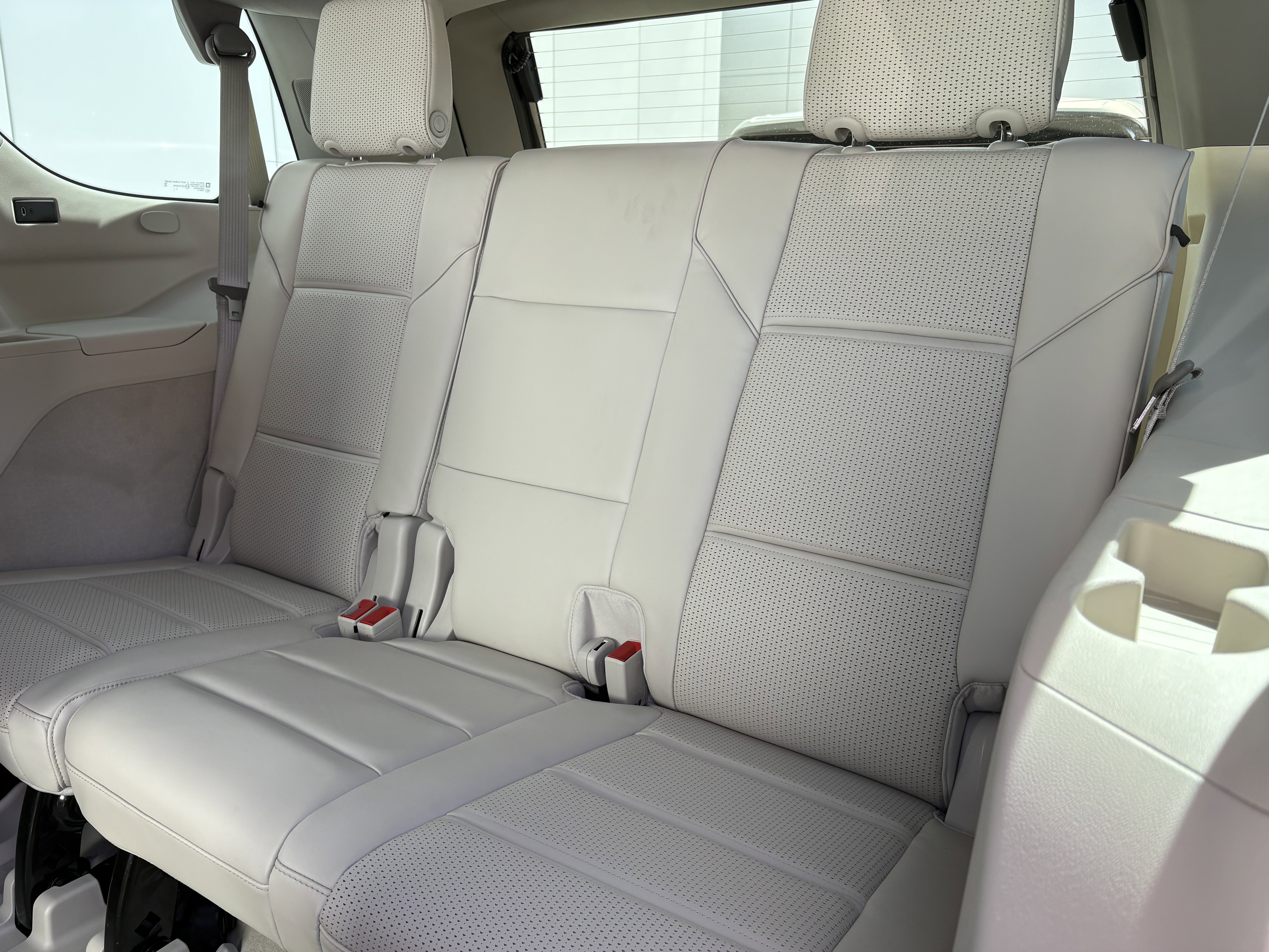 New 2026 Cadillac Escalade Platinum Sport w/ LPO, ONYX Package image 14