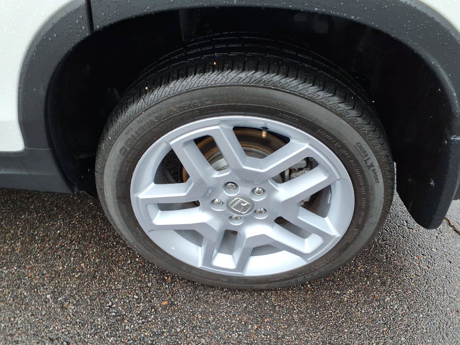 Certified 2025 Honda Passport EX-L image 14