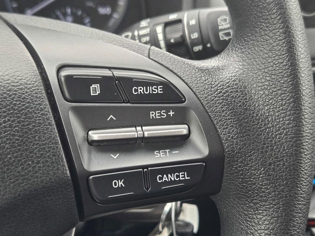 Used 2019 Hyundai Kona SE FWD image 23