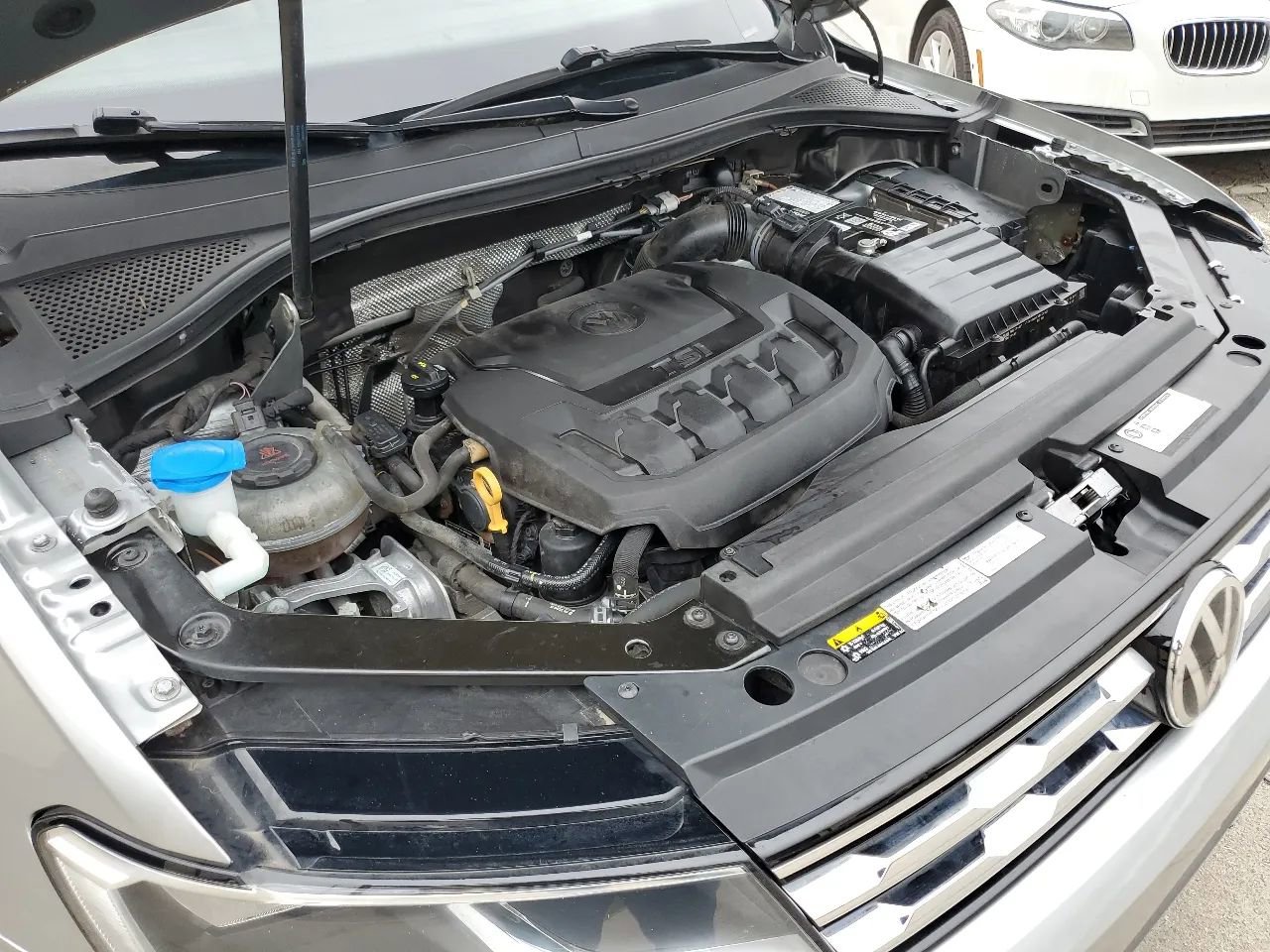 Used 2019 Volkswagen Tiguan S image 34