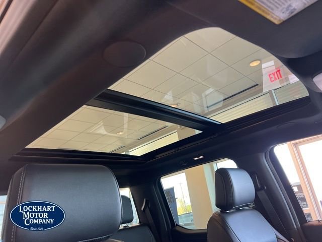 New 2025 Ford F150 Lariat w/ Equipment Group 502A High image 51