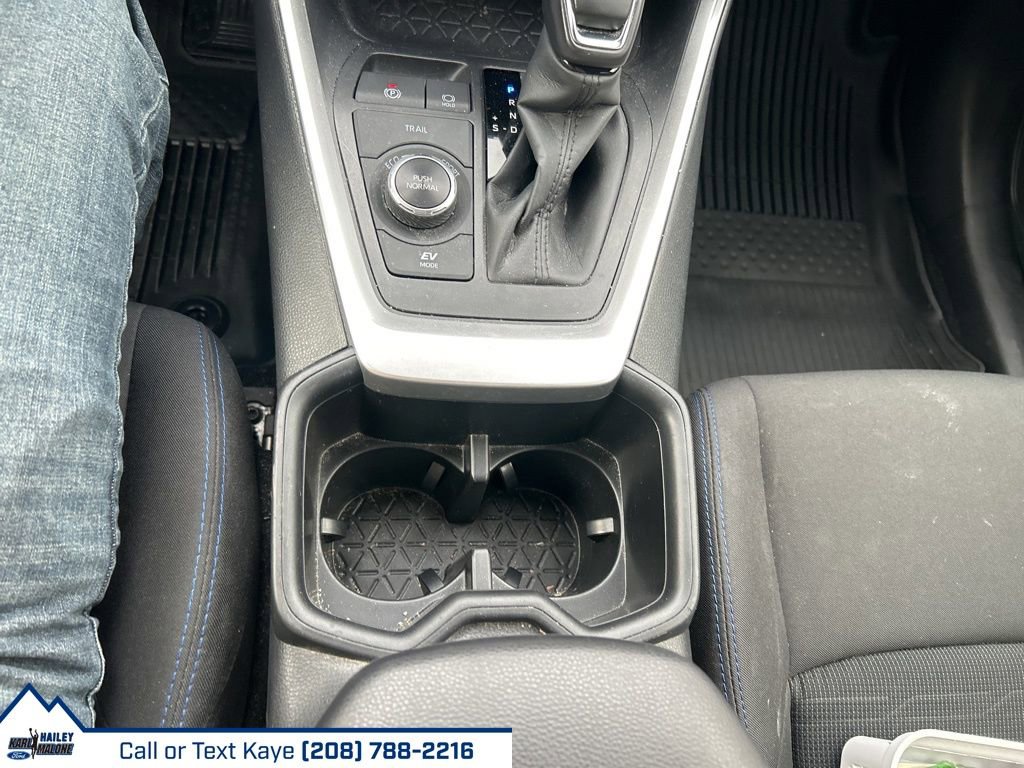 Used 2023 Toyota RAV4 SE w/ Convenience Package image 29