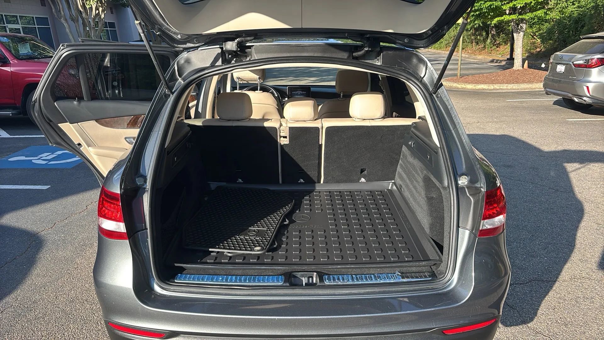 Used 2018 Mercedes-Benz GLC 300 image 20