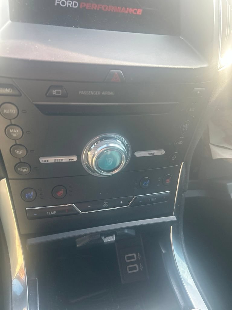 Used 2019 Ford Edge ST w/ Equipment Group 401A AWD/4WD image 14