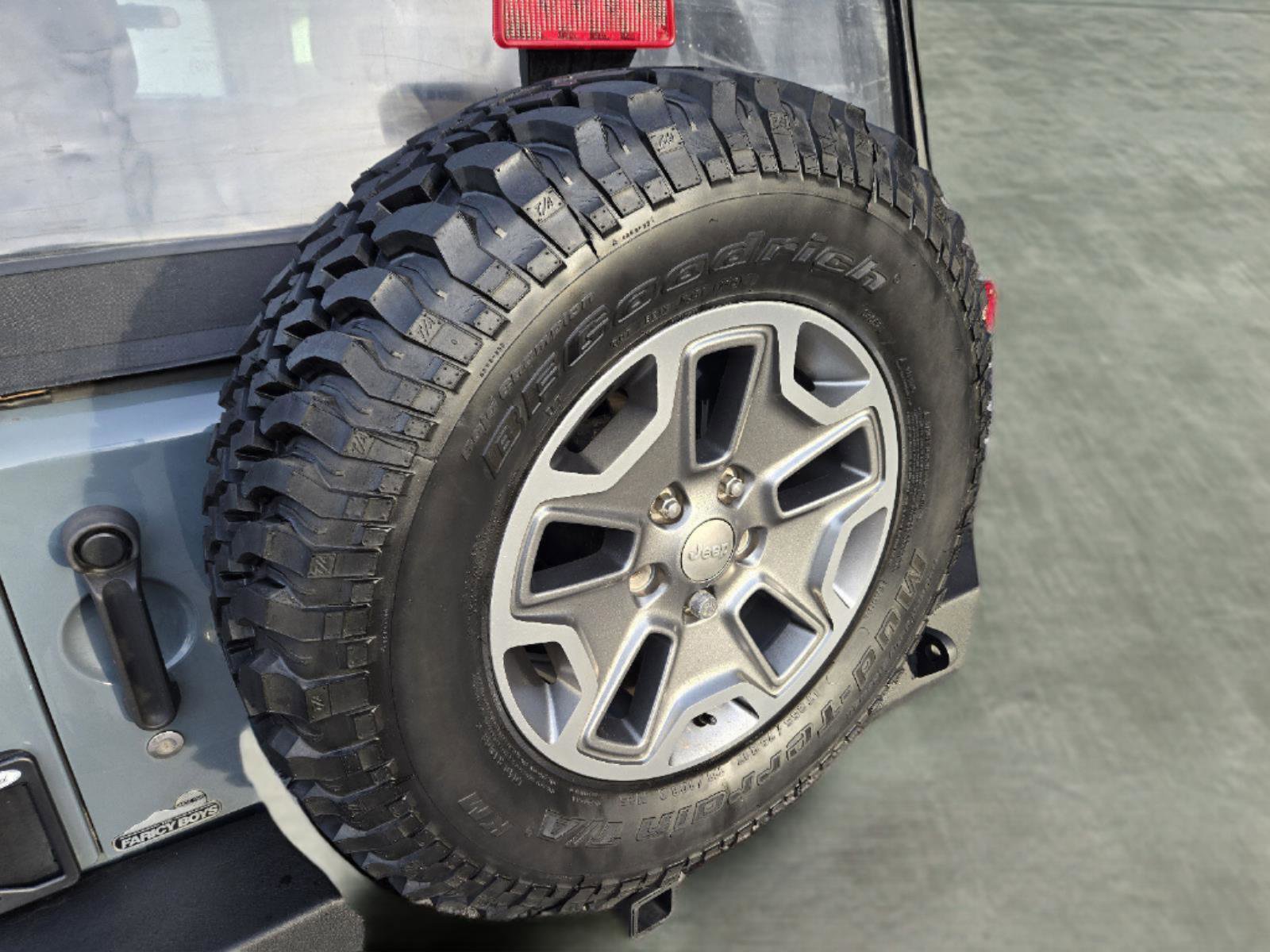 Used 2014 Jeep Wrangler Unlimited Sport w/ Connectivity Group image 34