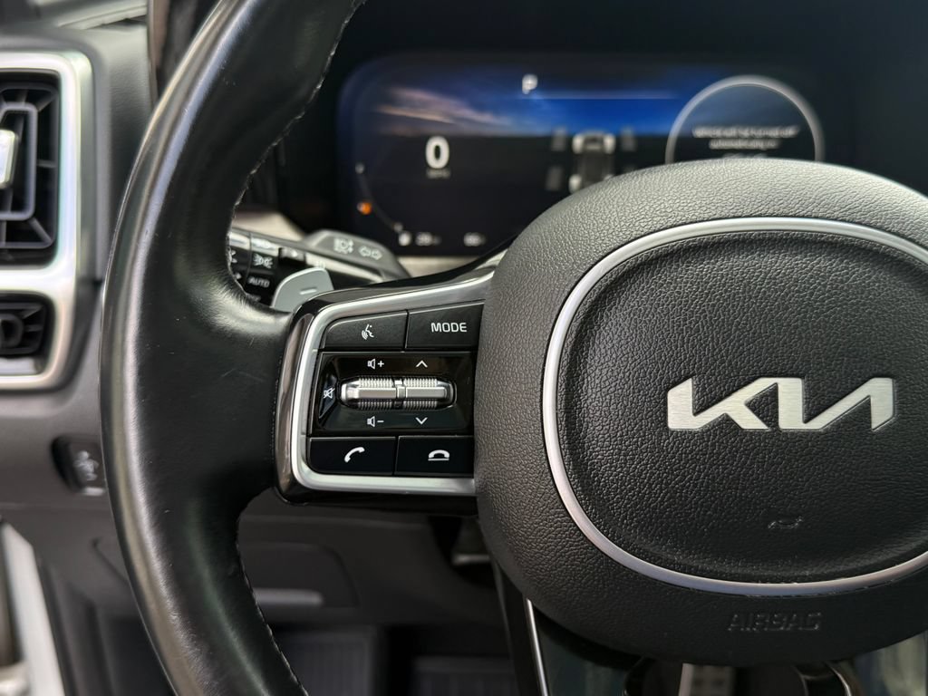 Used 2022 Kia Sorento SX Prestige AWD/4WD image 32